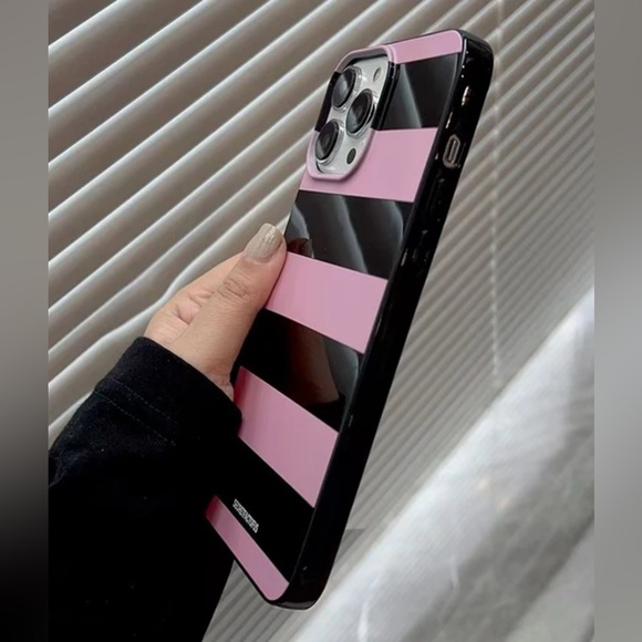 New iPhone 15 PRO MAX Case - Picture 5 of 5